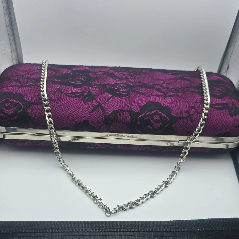 GHD Elegant Purple Lace Clutch Straightener Holder W/ Chain (EUC)🖤💜🖤